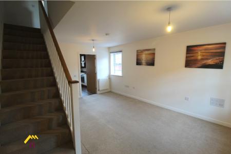 2 bedroom Semi-detached house to let in Priory Road, Beverley, HU17