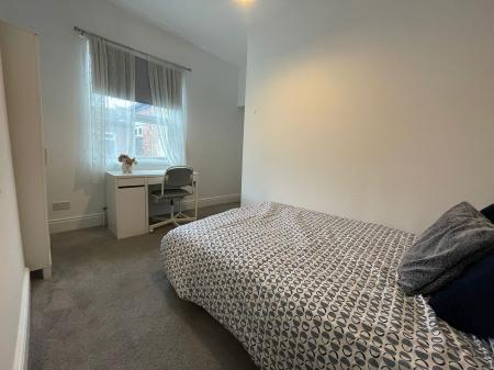 1 bedroom House share to let in Mayfield Street, HU3, Hull, HU3