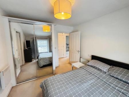 2 bedroom Flat for sale in Dunsley House, Hessle Road, Hull, HU4