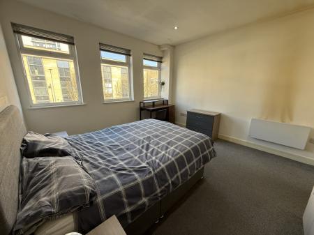 1 bedroom Flat to let in 6-8 George Street, City centre, Hull, HU1