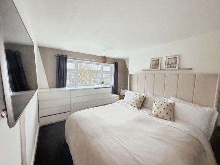 3 bedroom Semi-detached house for sale in Ellerker Rise, Willerby, HU10