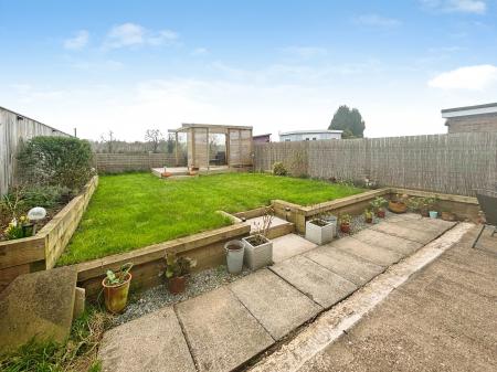 3 bedroom Semi-detached house for sale in Ellerker Rise, Willerby, HU10