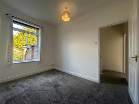 2 bedroom Terraced House to let in Sharpe Street, Hull, HU5