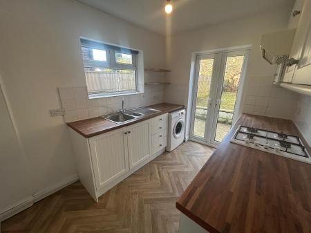 2 bedroom Terraced House to let in Sharpe Street, Hull, HU5