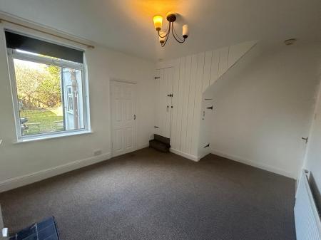 2 bedroom Terraced House to let in Sharpe Street, Hull, HU5