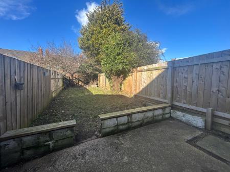 2 bedroom Terraced House to let in Sharpe Street, Hull, HU5