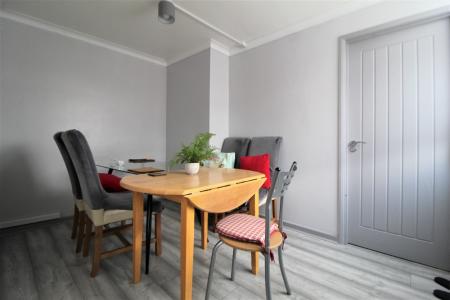 1 bedroom House share to let in Beaufort Close, Hull, HU3