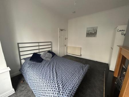 1 bedroom House share to let in De La Pole Avenue, Hull, HU3