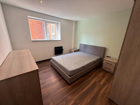 2 bedroom Flat to let in Silvester Street, City centre, Hull, HU1