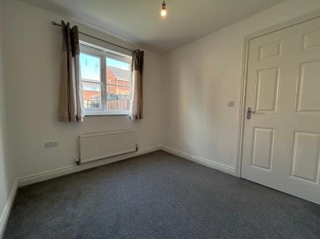 3 bedroom Town house to let in Halecroft Park, Kingswood, Hull, HU7