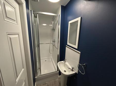 3 bedroom Town house to let in Halecroft Park, Kingswood, Hull, HU7