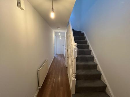 3 bedroom Town house to let in Halecroft Park, Kingswood, Hull, HU7