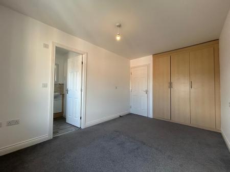 3 bedroom Town house to let in Halecroft Park, Kingswood, Hull, HU7