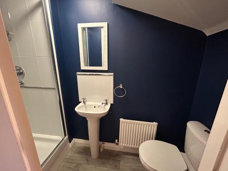 3 bedroom Town house to let in Halecroft Park, Kingswood, Hull, HU7