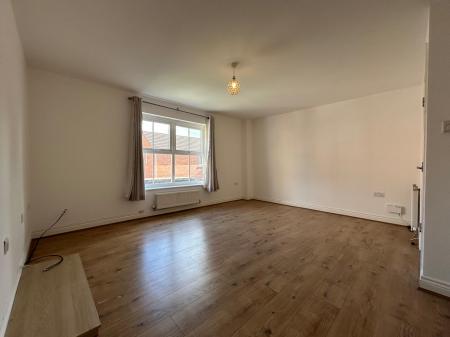 3 bedroom Town house to let in Halecroft Park, Kingswood, Hull, HU7