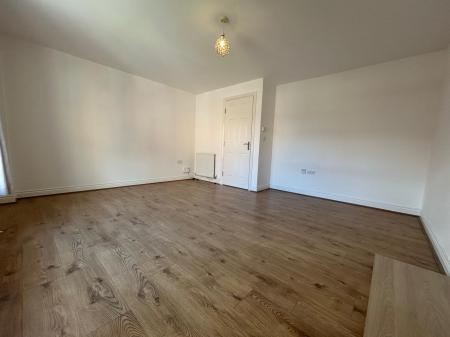 3 bedroom Town house to let in Halecroft Park, Kingswood, Hull, HU7