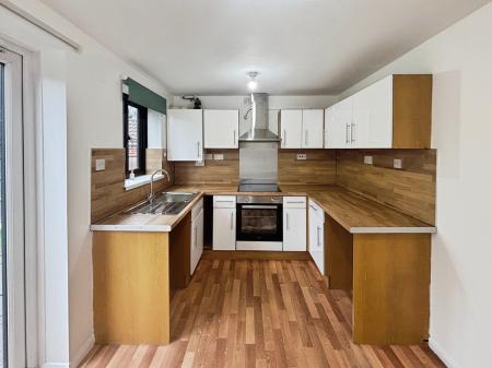 2 bedroom Semi-detached house for sale in Chester Avenue, Beverley, Beverley, HU17