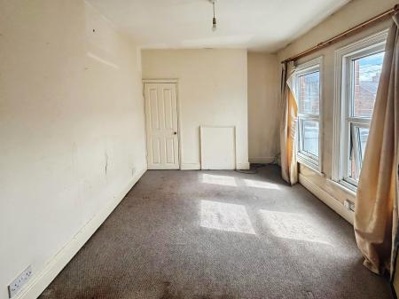 2 bedroom Terraced House for sale in Manvers Street, Hull, HU5