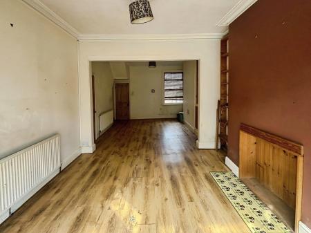 2 bedroom Terraced House for sale in Manvers Street, Hull, HU5