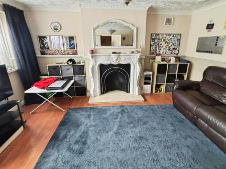 3 bedroom End of terrace house for sale in Manston garth, Hull, HU7