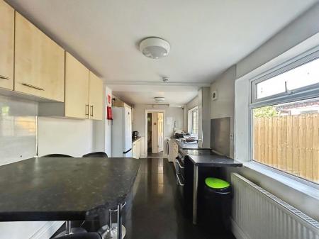 1 bedroom House share to let in Grafton Street, HU5, Hull, HU5