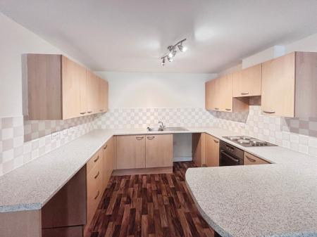 2 bedroom Flat for sale in Hessle High Road, Hull, HU4