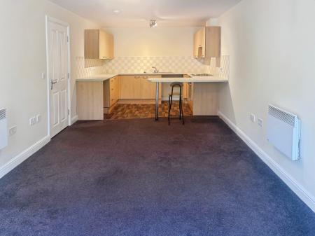 2 bedroom Flat for sale in Hessle High Road, Hull, HU4
