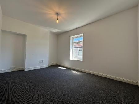 3 bedroom Terraced House to let in Thirlmere Avenue, Wellsted Street, Hull, HU3