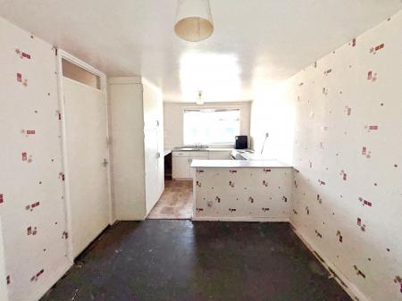 3 bedroom Terraced House for sale in Reigate Close, Hull, HU8
