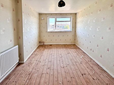 3 bedroom Terraced House for sale in Reigate Close, Hull, HU8
