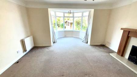 4 bedroom Detached house to let in Poplars Way, Beverley, HU17