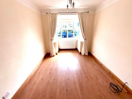 4 bedroom Detached house to let in Poplars Way, Beverley, HU17