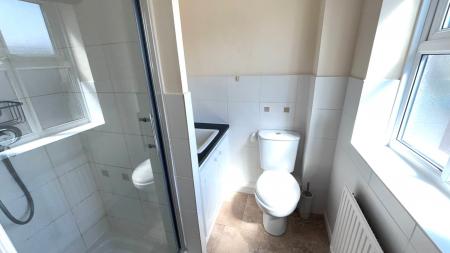 4 bedroom Detached house to let in Poplars Way, Beverley, HU17