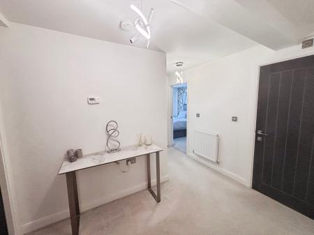 2 bedroom Flat for sale in Queen Street, City centre, Hull, HU1