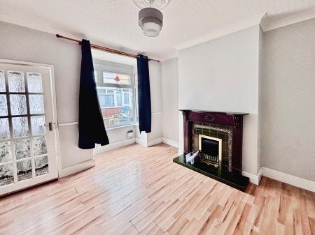 2 bedroom Terraced House for sale in Polo Villas, Hull, HU5