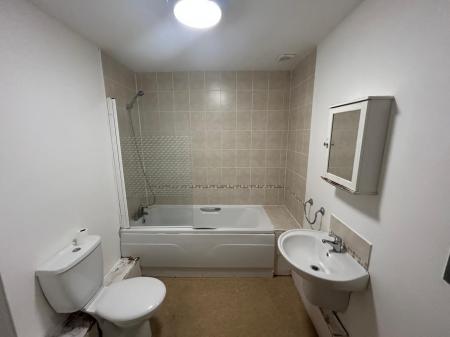 2 bedroom Flat to let in Francis Street, Hull, HU2