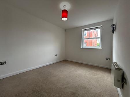 2 bedroom Flat to let in Francis Street, Hull, HU2