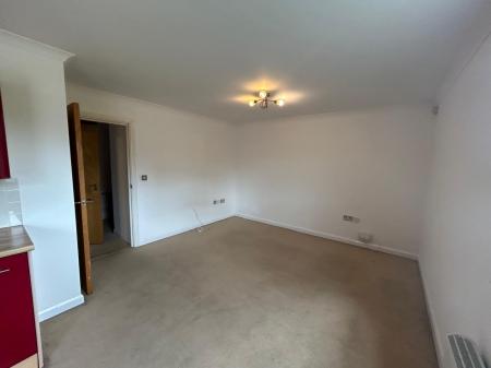 2 bedroom Flat to let in Francis Street, Hull, HU2