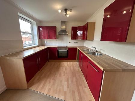 2 bedroom Flat to let in Francis Street, Hull, HU2