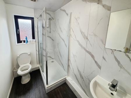 2 bedroom Semi-detached house to let in Chester Avenue, Beverley, HU17
