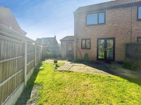 2 bedroom Semi-detached house to let in Chester Avenue, Beverley, HU17