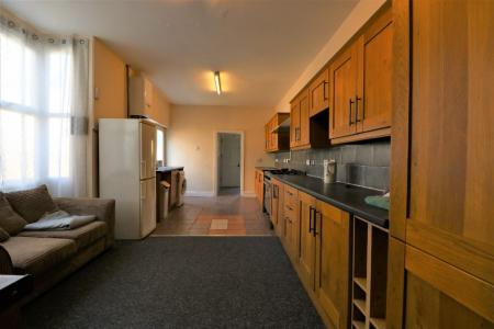 1 bedroom House share to let in Morrill Street, HU9, Hull, HU9