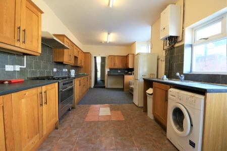1 bedroom House share to let in Morrill Street, HU9, Hull, HU9