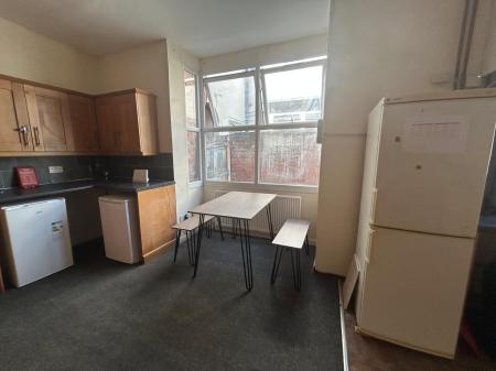 1 bedroom House share to let in Morrill Street, HU9, Hull, HU9
