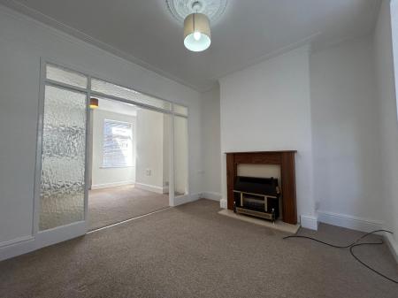 2 bedroom Terraced House to let in Holyrood Avenue, Spring Bank West, HU3, Hull, HU3