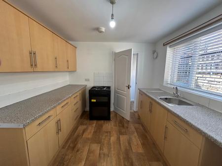 2 bedroom Terraced House to let in Holyrood Avenue, Spring Bank West, HU3, Hull, HU3