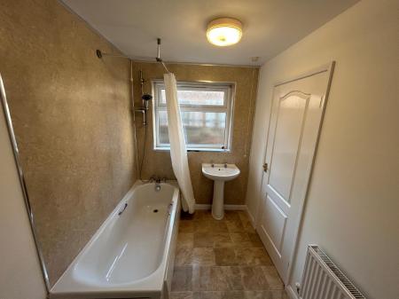 2 bedroom Terraced House to let in Holyrood Avenue, Spring Bank West, HU3, Hull, HU3