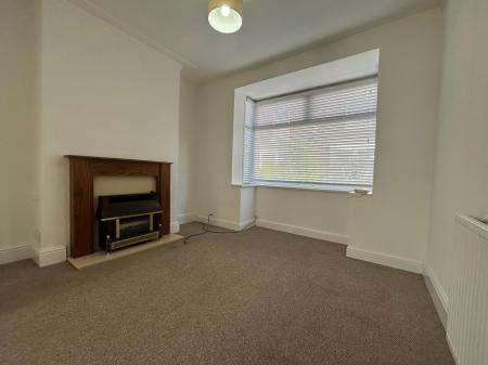 2 bedroom Terraced House to let in Holyrood Avenue, Spring Bank West, HU3, Hull, HU3