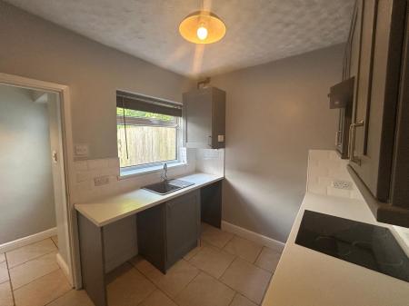2 bedroom Terraced House to let in Sherwood Avenue, HU5, Hull, HU5