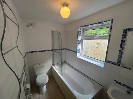 2 bedroom Terraced House to let in Sherwood Avenue, HU5, Hull, HU5